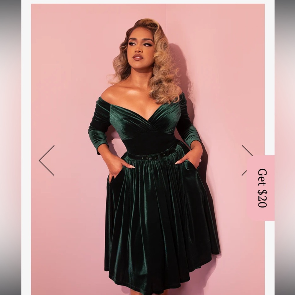 Vixen by Micheline Pitt- Starlet Swing Dress in Hunter Green Velvet